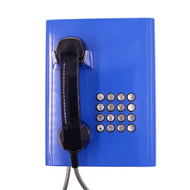 Un buen precio. Teléfono de color azul con cuerpo robusto de acero laminado en frío en línea
